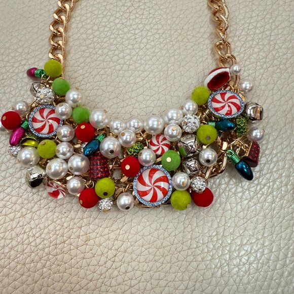 NWT BETSEY JOHNSON HOLIDAY CANDY BIB NECKLACE BRACELET SET CHRISTMAS $366 - Picture 4 of 11